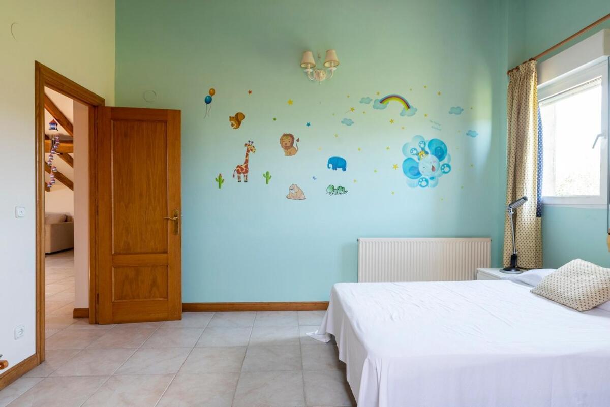 Casa Con Jardin En Gama Villa Barcena de Cicero Bagian luar foto