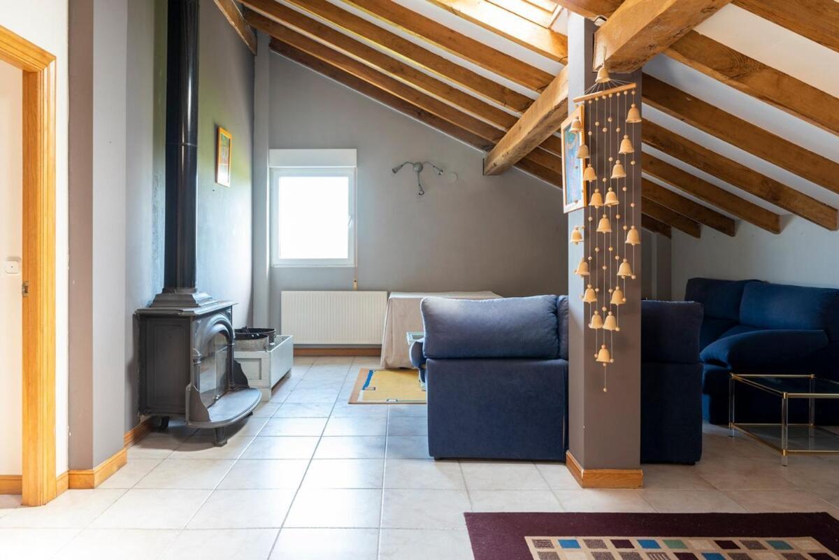 Casa Con Jardin En Gama Villa Barcena de Cicero Bagian luar foto