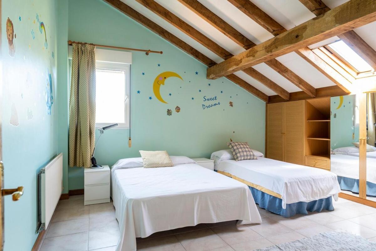 Casa Con Jardin En Gama Villa Barcena de Cicero Bagian luar foto