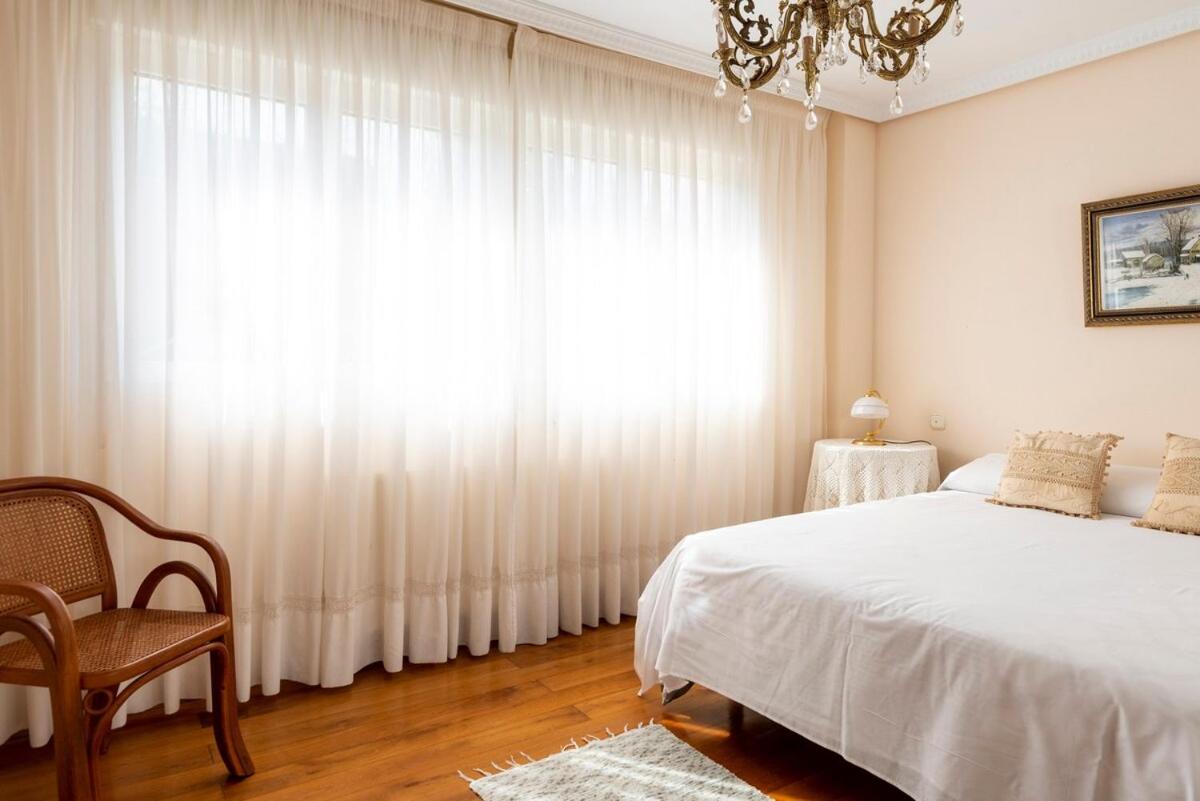 Casa Con Jardin En Gama Villa Barcena de Cicero Bagian luar foto